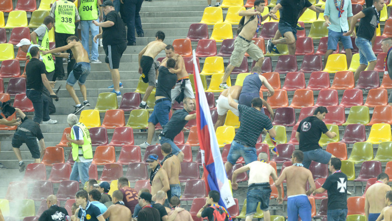 Suporterii violenti, amendati. 18 fani dinamovisti trebuie sa plateasca 4.250 de lei Imagine