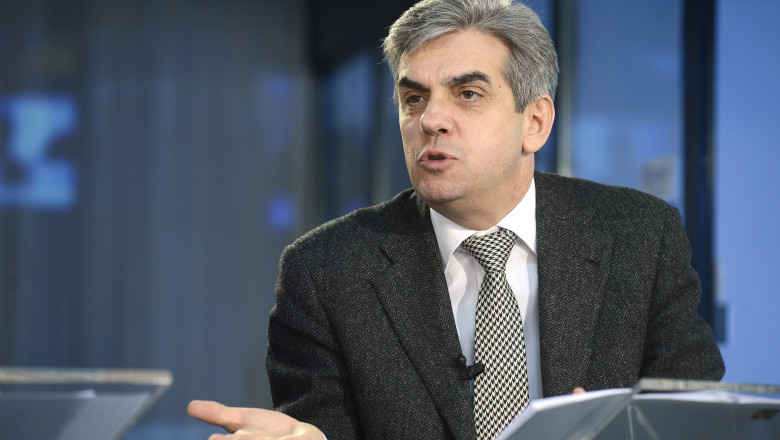 Surse: E. Nicolaescu accepta Finantele. C. Antonescu: „Cui i-am propus eu aceasta functie a acceptat-o” Imagine