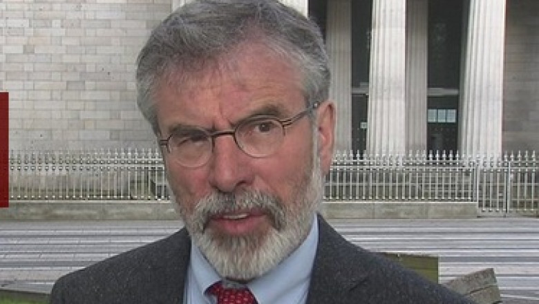 Suspect in cazul asasinarii unei femei. Liderul nationalist irlandez, Gerry Adams, a fost arestat Imagine