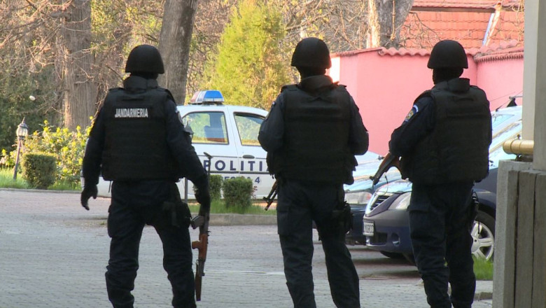 Suspecti de camatarie, retinuti Imagine