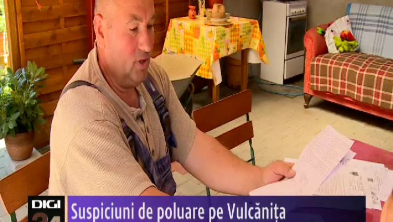 Suspiciuni de poluare pe raul Vulcanita. Oamenii din Halchiu nu mai suporta mirosul raului Imagine