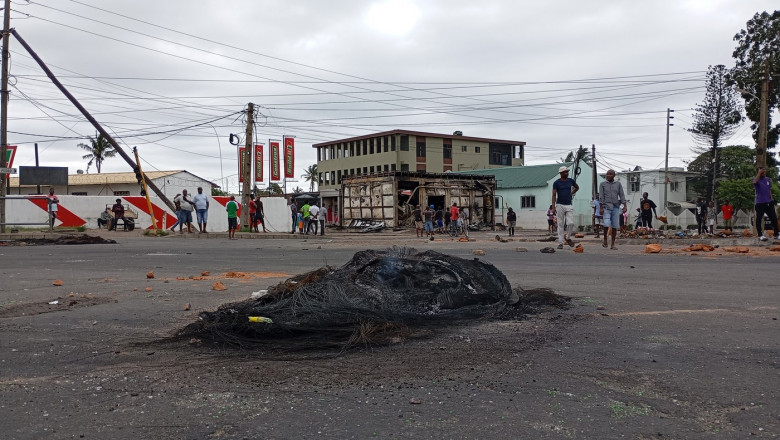 Sute de detinuti au evadat dintr-o inchisoare de inalta securitate din Mozambic. 33 au murit. Tara, afectata de violente dupa alegeri Imagine