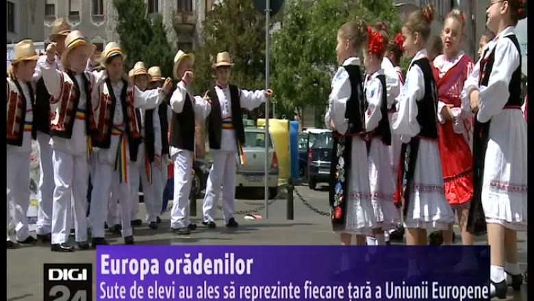 Sute de elevi din Oradea au ales sa reprezinte fiecare tara a Uniunii Europene Imagine