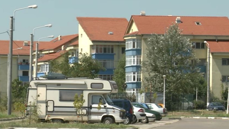 Sute de familii din Galati locuiesc, de fapt, in Braila Imagine