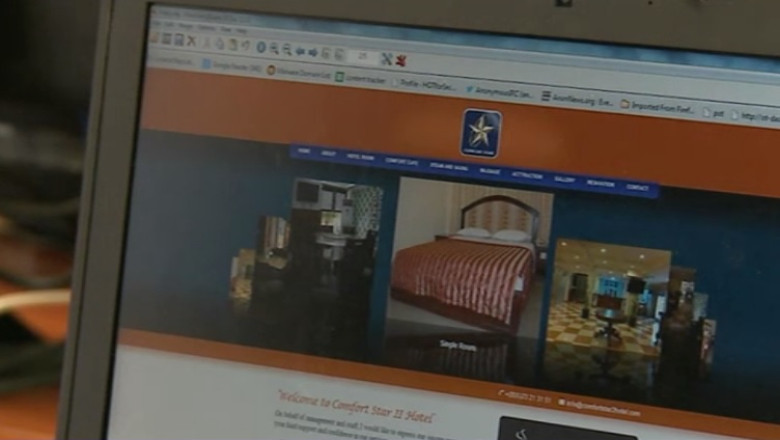 Sute de magazine online false, de Sarbatori. Peste 3.000 de inselatorii circula pe retelele de socializare Imagine