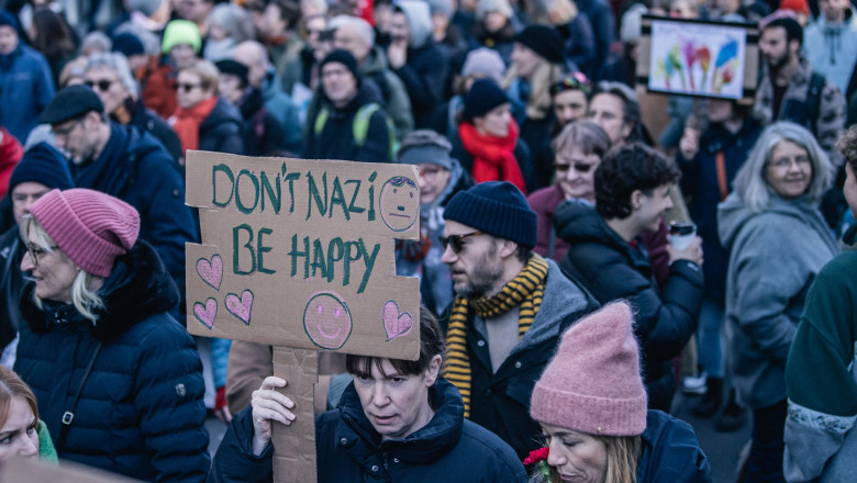 Sute de mii de germani protesteaza impotriva AfD si extremei-drepte neo-naziste Imagine
