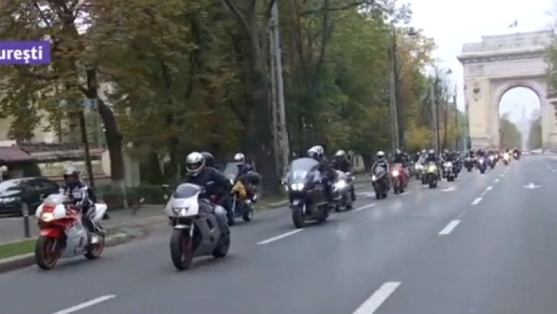 Sute de motociclisti marsaluiesc prin Capitala pentru respect in trafic Imagine