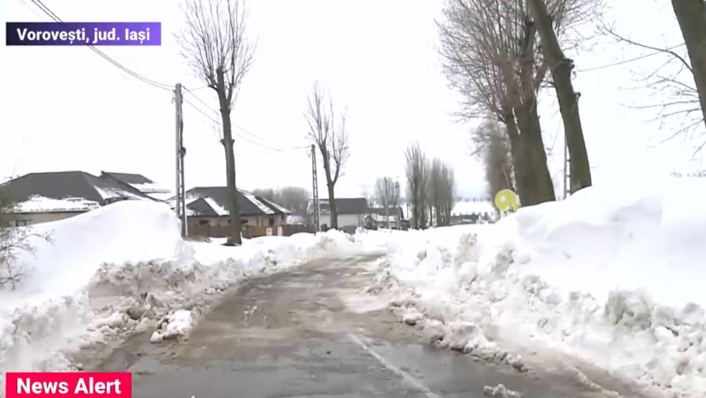 Sute de oameni ramasi inzapeziti pe drumurile din Iasi si Botosani au fost scosi din nameti Imagine
