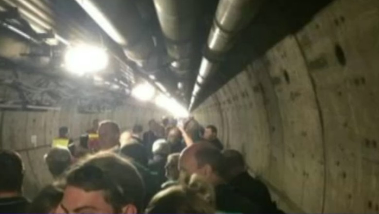 Sute de persoane, blocate intr-un tren Eurostar in tunelul de sub Canalul Manecii Imagine