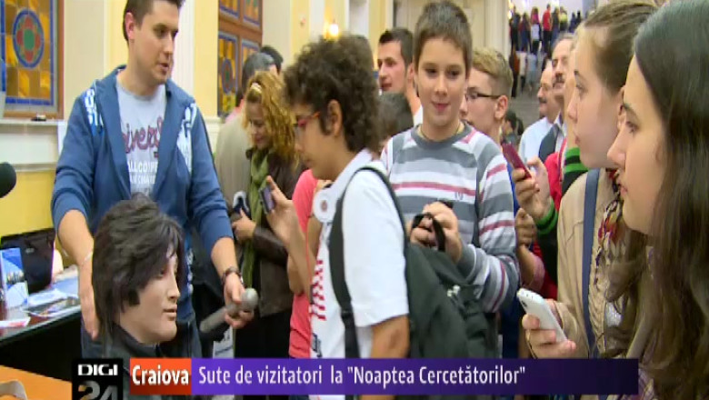 Sute de vizitatori la "Noaptea Cercetatorilor", in Craiova Imagine