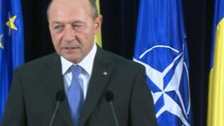 T. Basescu despre V. Ponta: „El a plagiat, eu am muncit. El a fost mediocru, eu am fost un varf profesional” Imagine