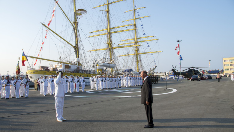T. Basescu: La bordul navei, comandantul nu prea are opozitie Imagine