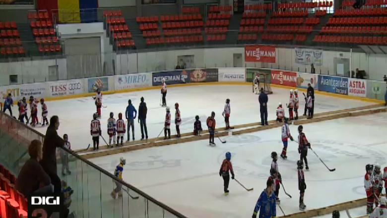 Tabara de hochei, editia a doua Imagine