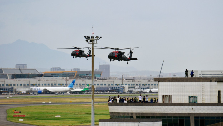 Taiwanul desfasoara primul exercitiu militar pe cel mai mare aeroport, in care e simulat un atac din partea Chinei Imagine