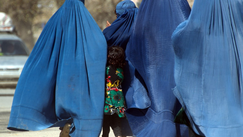 Talibanii au reluat practica biciuirii in public. 19 persoane au fost pedepsite pana acum Imagine