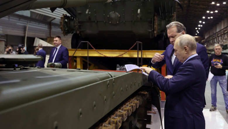 Tancurile lui Putin s-au impotmolit in Ucraina. Rusii au pierdut echivalentul a 4 divizii, iar fabricile de armament nu pot tine ritmul Imagine