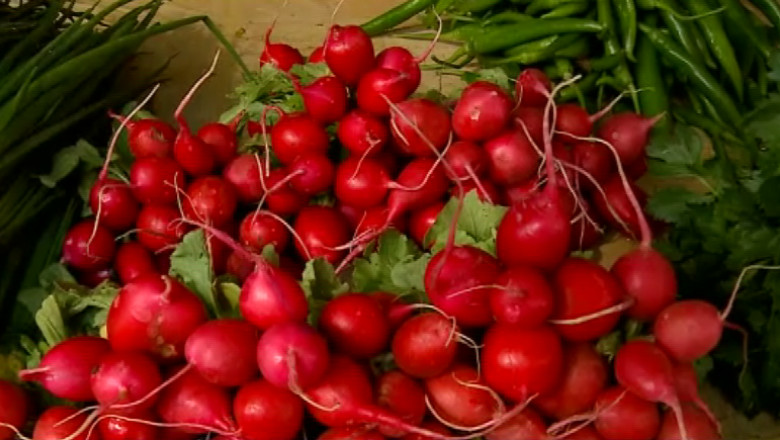 Tarabele din Iasi, pline cu produse romanesti Imagine