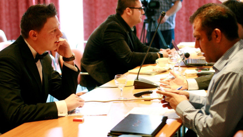 Targ de cariere in turism. Sunt scoase la concurs 2.000 de locuri de munca in Marea Britanie, Grecia si Cipru Imagine