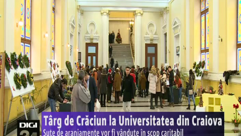 Targ de Craciun la Universitatea din Craiova. Sute de aranjamente vor fi vandute in scop caritabil   Imagine