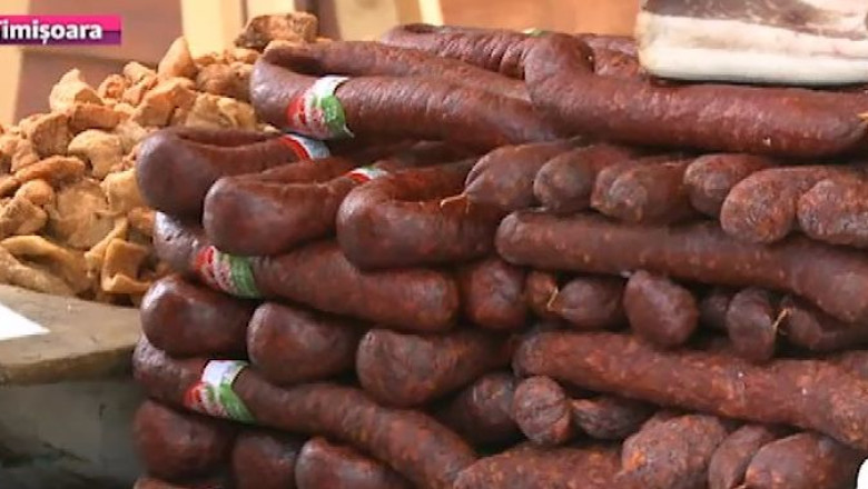 Targul de Craciun de la Timisoara: delicatese afumate, preturi piperate Imagine