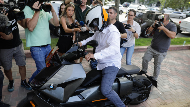 Tatal lui Vlad Pascu, despre tinerii ucisi de fiul lui in 2 Mai: "Un subiect tabu. Niste copii morti in niste conditii anume" Imagine