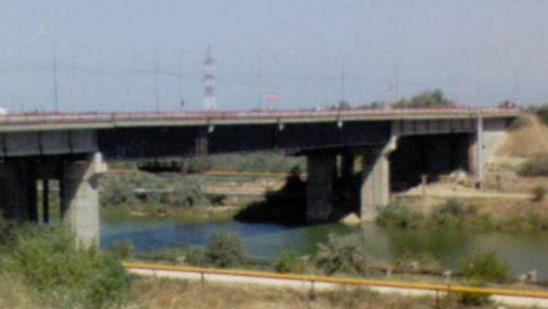 Taxa de pod la Navodari. Soferii de camioane ar putea plati 100 de lei pentru un drum dus-intors Imagine