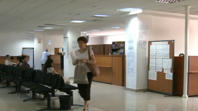 Taxe mai mici. Romanii prefera sa se inregistreze ca PFA in loc sa infiinteze firme Imagine