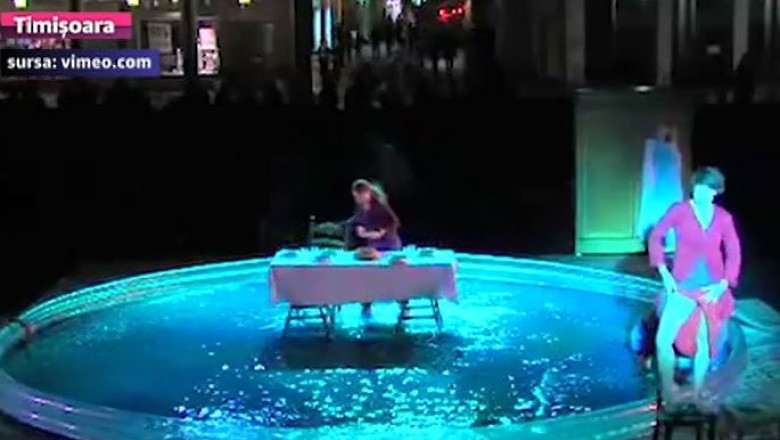 Teatru in... piscina, in centrul Timisoarei Imagine