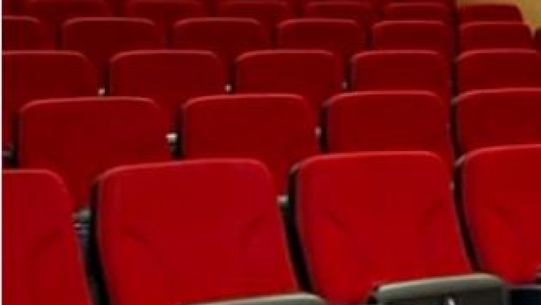 Teatrul National Bucuresti va fi gata abia in decembrie 2014 Imagine