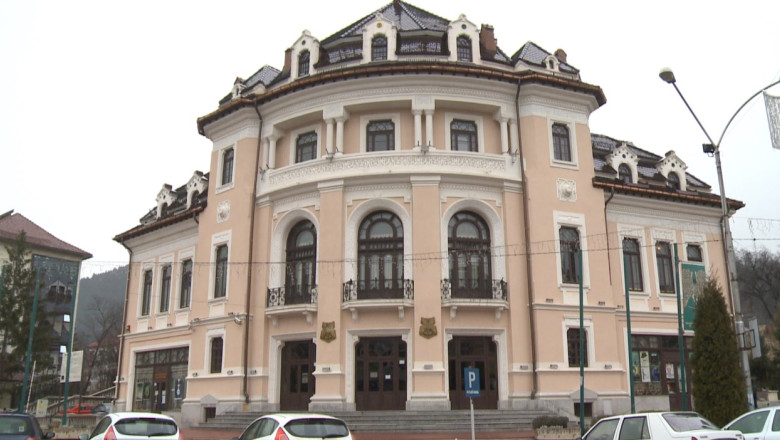 Teatrul Tineretului din Piatra Neamt risca sa fie inchis Imagine