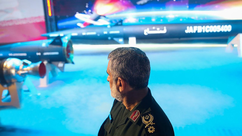 Teheranul ameninta ca va bombarda siturile nucleare israeliene, daca Israel va ataca instalatiile nucleare din Iran Imagine