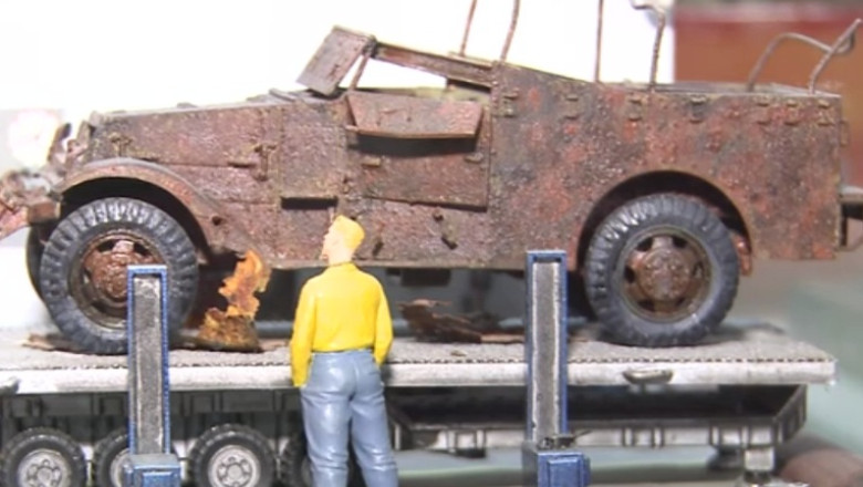 Tehnica militara in miniatura. Vizitatorii expozitiei pot admira peste 500 de exponate Imagine