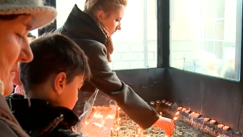 Temperaturile strica traditiile:Crucea din gheata pentru Boboteaza va fi inlocuita cu una din crengi de brad Imagine