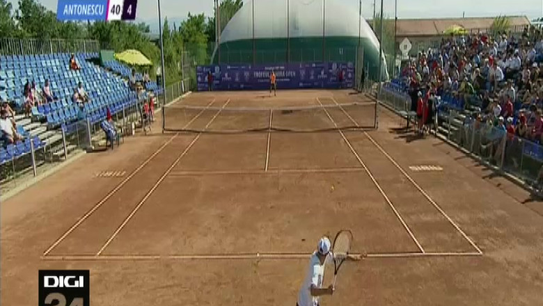 TENIS.  Inca un titlu pentru Victor Crivoi Imagine