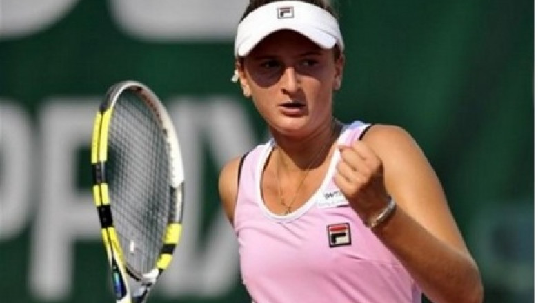 TENIS. Irina Begu, in sferturi la Moscova. Romanca a eliminat-o pe a doua favorita, Ekaterina Makarova Imagine