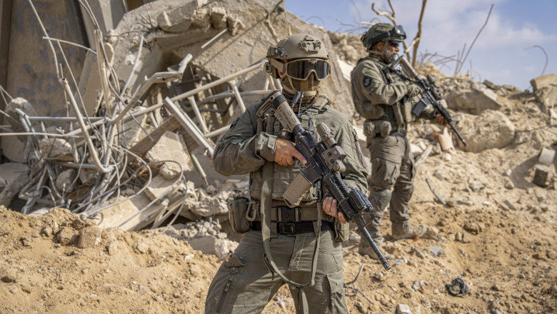 Tensiuni uriase intre ONU si armata lui Netanyahu. Armata Israelului ar fi tras cu tancul catre castile albastre Imagine