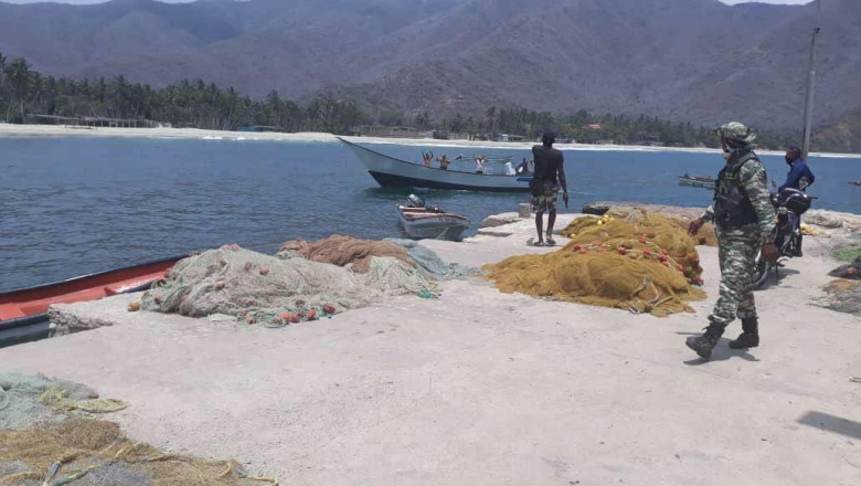 Tensiunile escaladeaza: Nicolas Maduro sustine ca opt nave cu 1.200 de rachete si un submarin din SUA vizeaza Venezuela Imagine