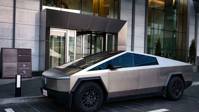Tesla recheama in service 46.000 de Cybertruck. Este a opta oara cand modelul are probleme de fabricatie Imagine