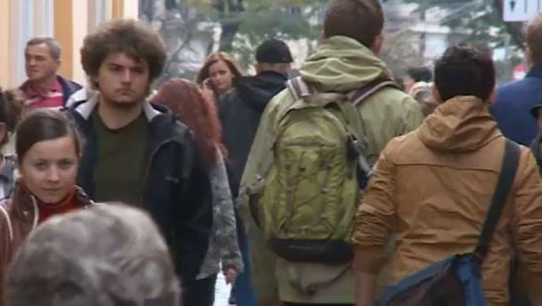 Teste gratuite pentru femeile rome. La Cluj a fost lansata o campanie de depistare a cancerului de col uterin Imagine