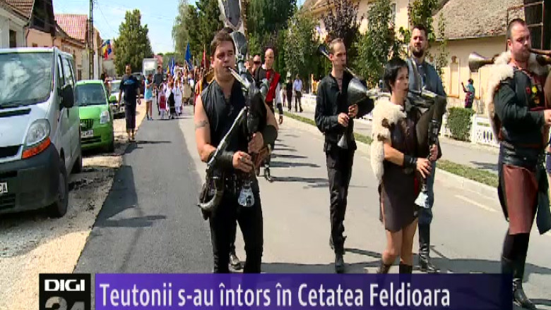 Teutonii s-au intors in Cetatea Feldioara Imagine