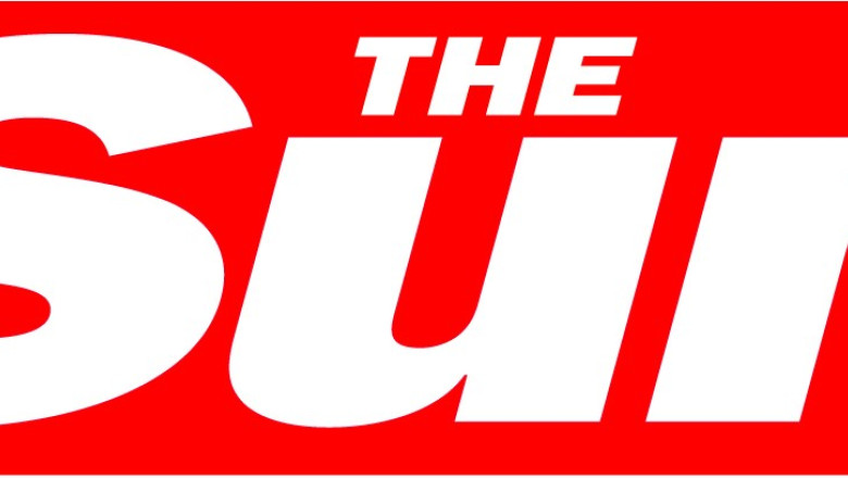 The Sun continua sa publice fotografii topless, infirmand zvonurile privind renuntarea la acestea Imagine