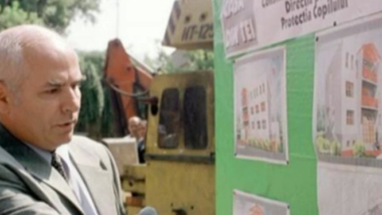 Theodor Berna, fost consilier al lui T. Basescu la Primarie si al doilea important asfaltator din Romania Imagine