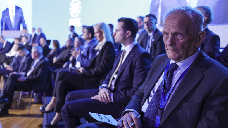 Theodor Stolojan spune ca sistemul fiscal romanesc trebuie regandit: „Cred ca a sosit timpul sa modificam aceasta cota unica” Imagine