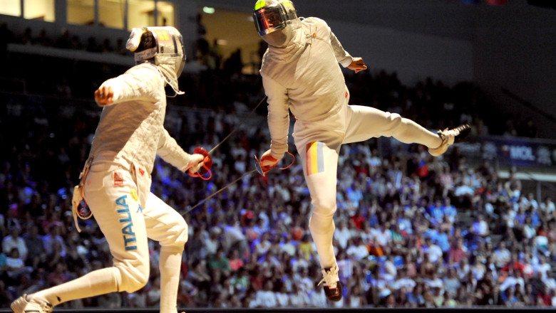 Tiberiu Dolniceanu a castigat medalia de bronz la CM de scrima Imagine