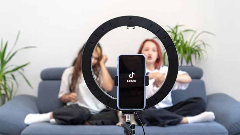 TikTok a retras #SkinnyTok ca urmare a insistentelor Uniunii Europene. Eforturile de a proteja copiii online castiga teren in Europa Imagine
