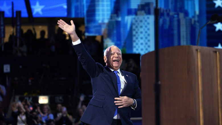 Tim Walz a acceptat nominalizarea Democratilor pentru candidatura la functia de vicepresedinte SUA: „Este onoarea vietii mele” Imagine