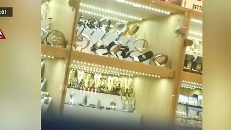 Timis: bijuterii inchise, amenzi aplicate de Protectia Consumatorilor, aur confiscat Imagine