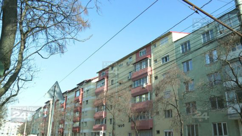 Timisoara: mansarde da, locuri de parcare ba Imagine