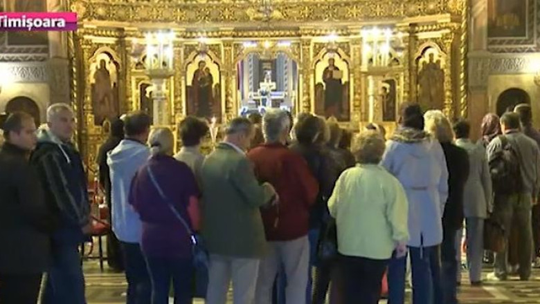 Timisoara: pelerinaj la capataiul mitropolitului. Catedrala va fi si la noapte deschisa Imagine