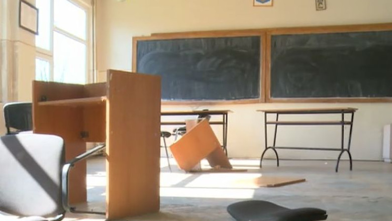 Timisoara: scoala parasita in urma comasarii a doua unitati de invatamant  Imagine